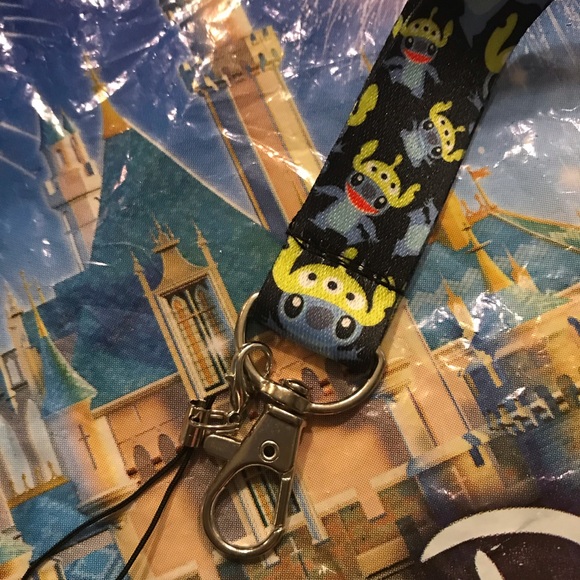 SOLD OUT Stitch Toy Story Alien Lanyard - Picture 2 of 3